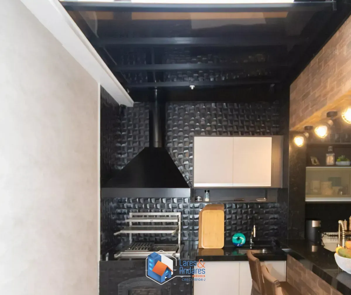 Imagem Casa para venda em Parada Inglesa com 3 quartos, sendo 3 suítes, 135m²