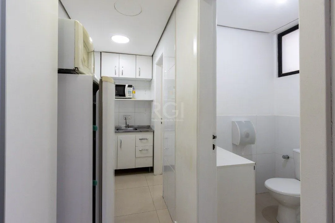 Imagem Sala em andar inteiro com 141,77 m2 privativos