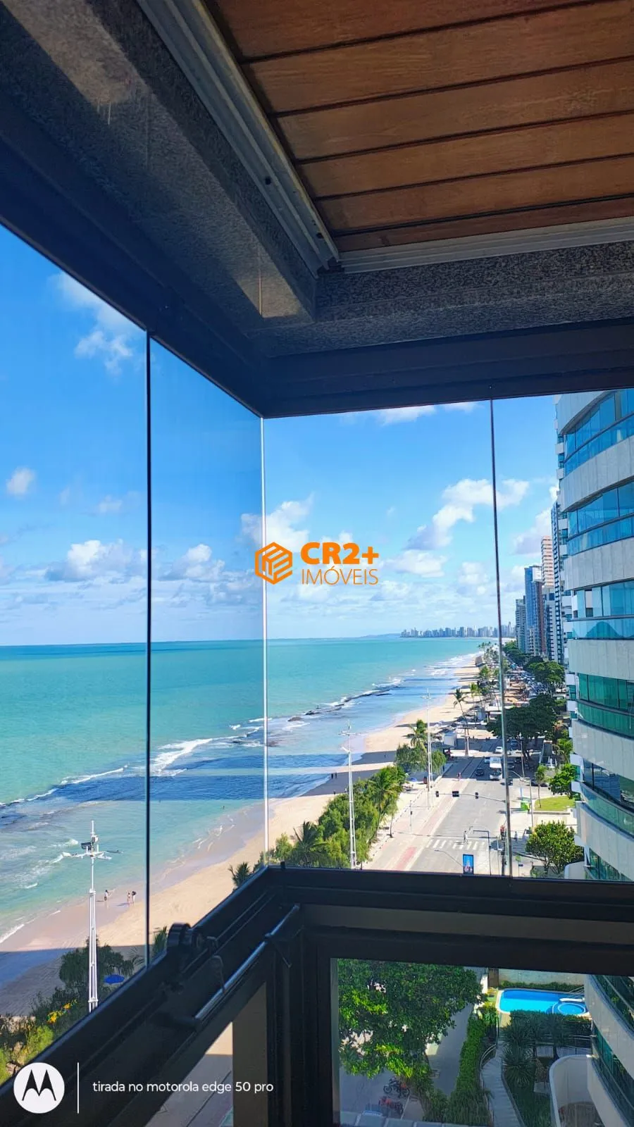 Imagem Vendo cobertura 400 m2, 05 quartos, 04 suítes, 04 vagas de garagem Vista mar na