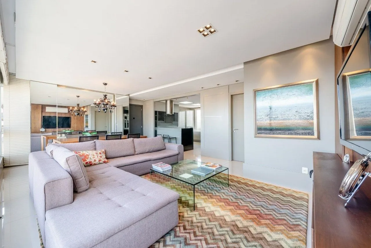 Imagem Apartamento 3 dormitórios, sendo 1 suíte e 2 vagas no Petropolis