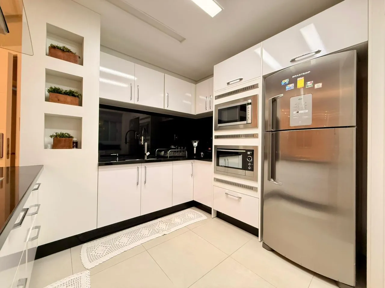 Imagem Apartamento com vista para o mar à venda com 161m2 por R$ 3.500.000,00
