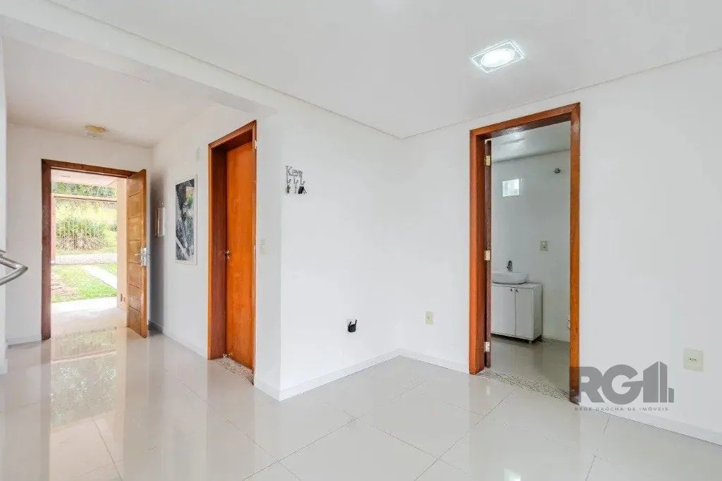 Imagem Casa com 3 dormitórios no bairro Jardim Isabel