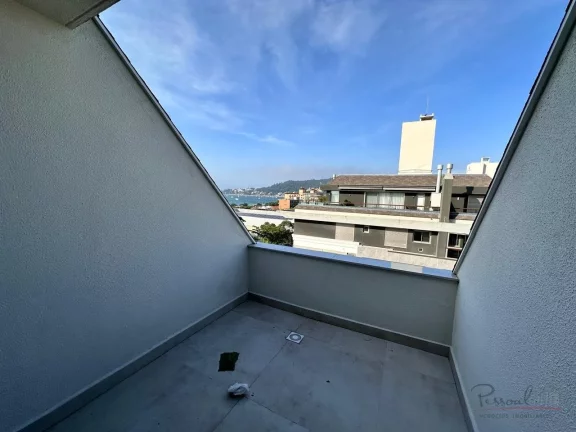 Imagem Unidade frente Cesar Nascimento. Cobertura Duplex, um luxo! Possui 3 suítes, todas com sacada e vis...