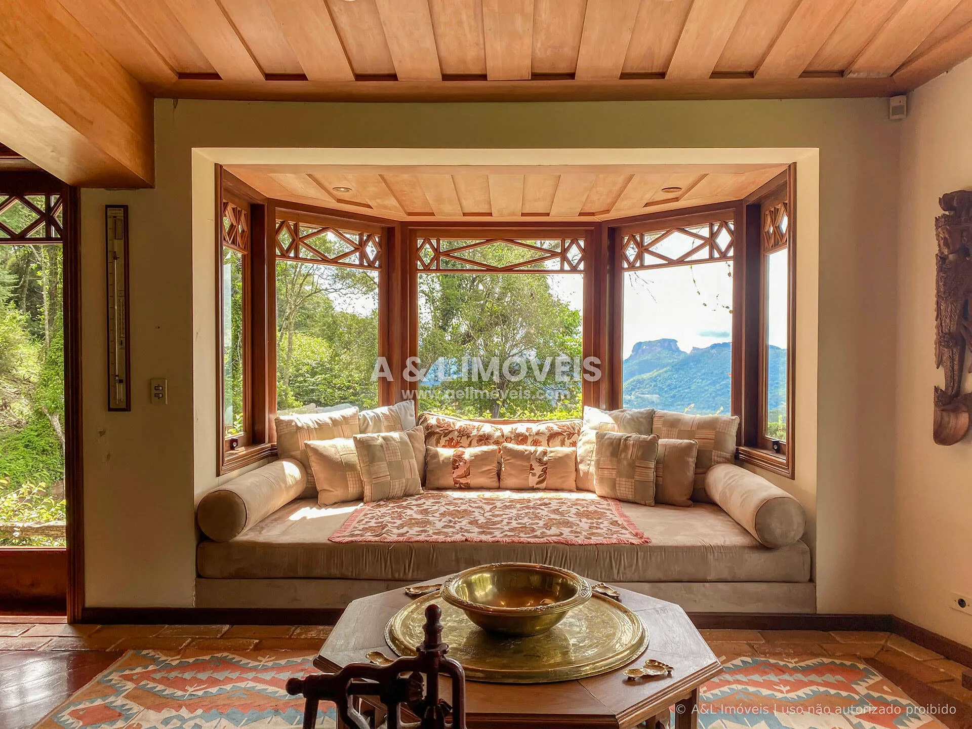 Imagem Mansão em Campos do Jordão | 8.048,00 m² | Vista Pedra do Baú e 6 Suítes
