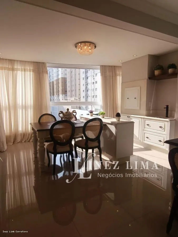 Foto do imóvel Apartamento 3 Quartos para Venda em Itapema, meia praia, 3 dormitórios, 3 suítes, 4 banheiros, 2 vagas