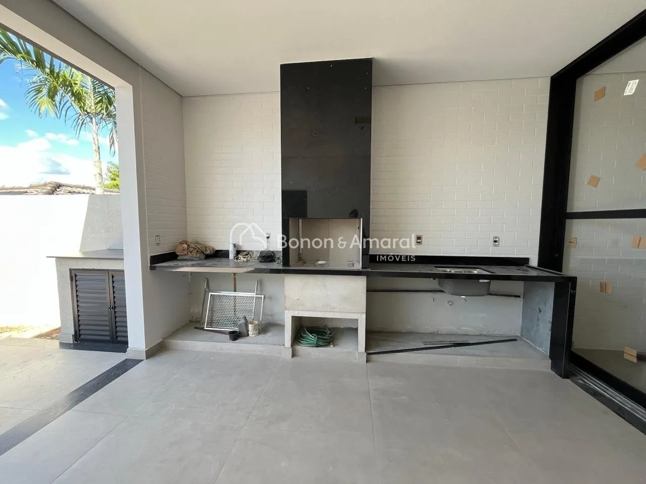 Imagem Casa à Venda no Condomínio Flor da Serra em Valinhos/SP
