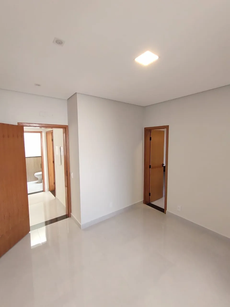 Imagem Oportunidade: Encantadora Casa à Venda no Condomínio Residencial Terras de São Francisco