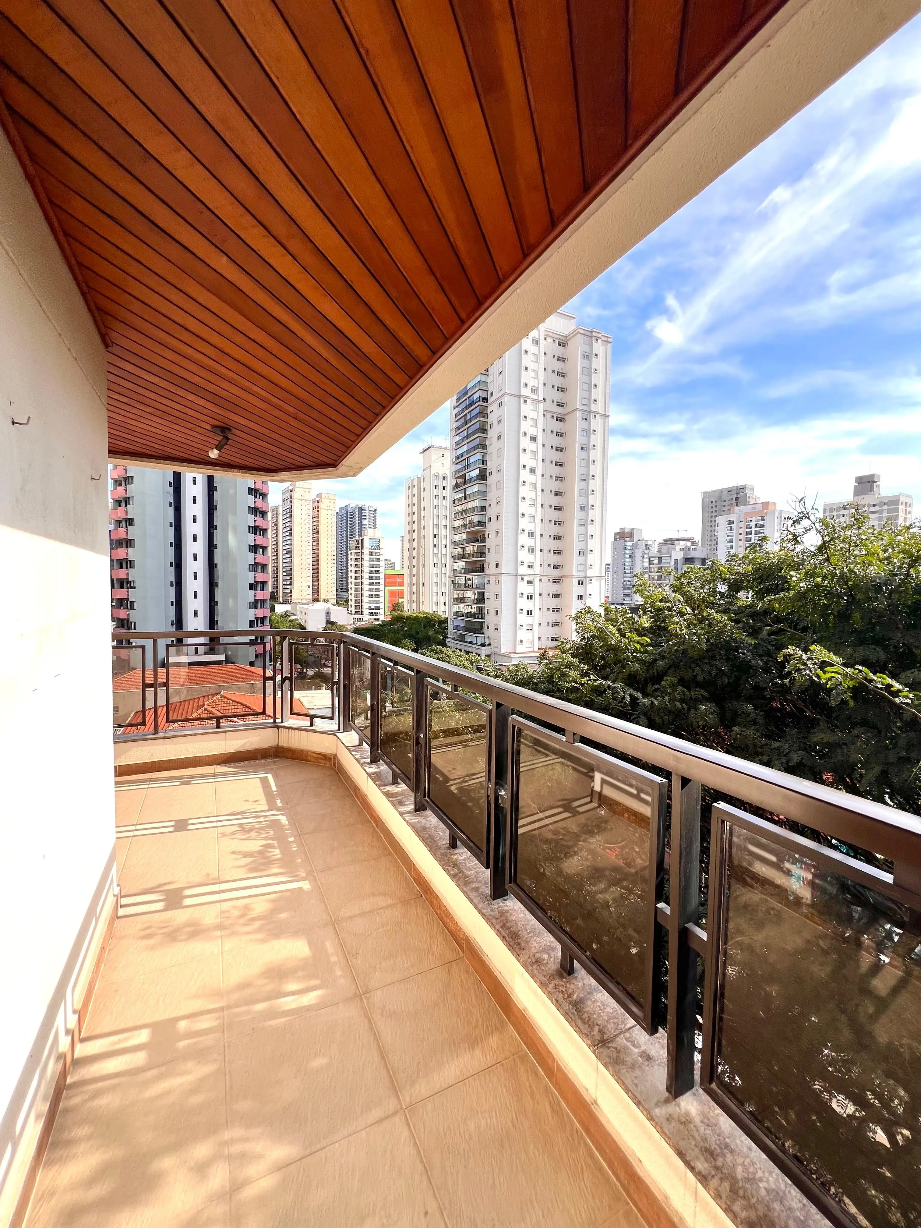Imagem Apartamento de 234m² de Área Útil, Localizado no Condomínio Edifício Mansao Real - Brooklin, São Paulo - SP!