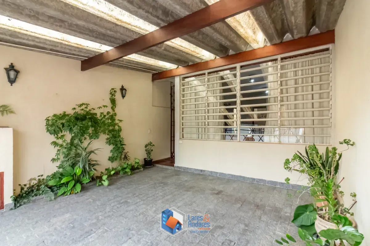 Foto do imóvel Sobrado para venda em Vila Cordeiro com 4 quartos, sendo 1 suíte, 160m² em Rua Miguel Sutil