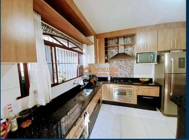 Imagem Sobrado com 3 dormitórios à venda, 175 m² por R$ 604.990,00 - Jardim Nossa Senhora D Ajuda - Itaquaquecetuba/SP