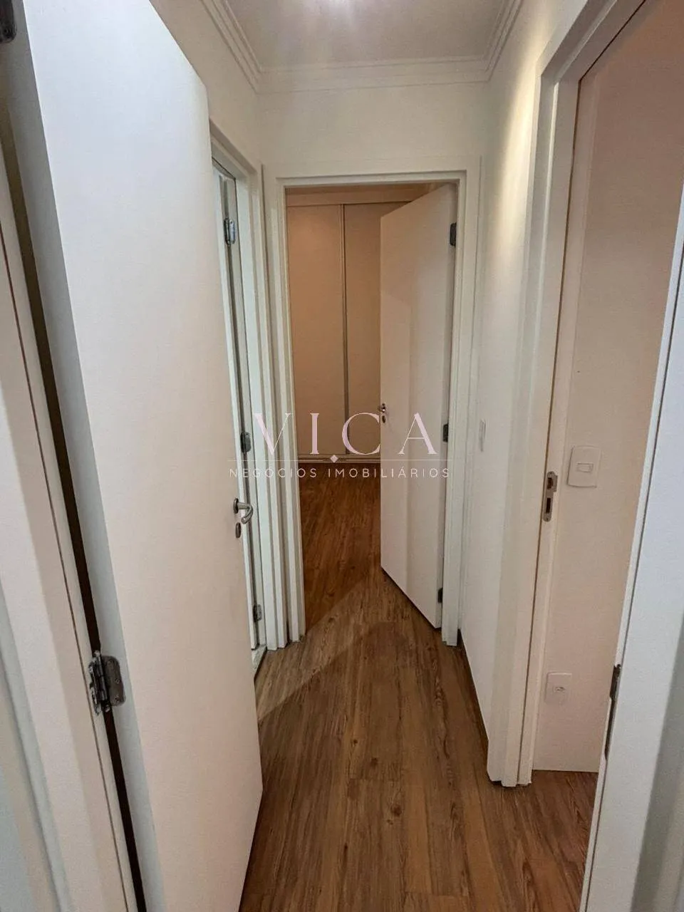 Imagem Apartamento com 72m² a venda com 2 dormitórios por R$ 954.000 -Alphaville
