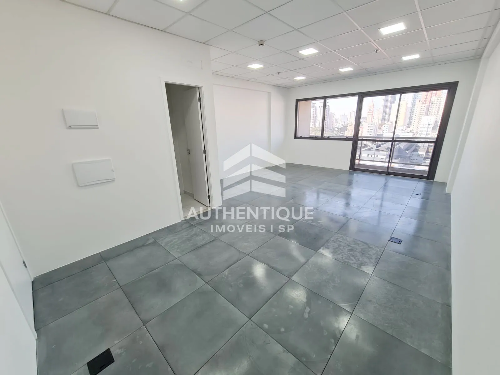 Imagem JURUBATUBA EMPRESARIAL CENTRO SBC - Sala Comercial no Centro de SBC à venda!