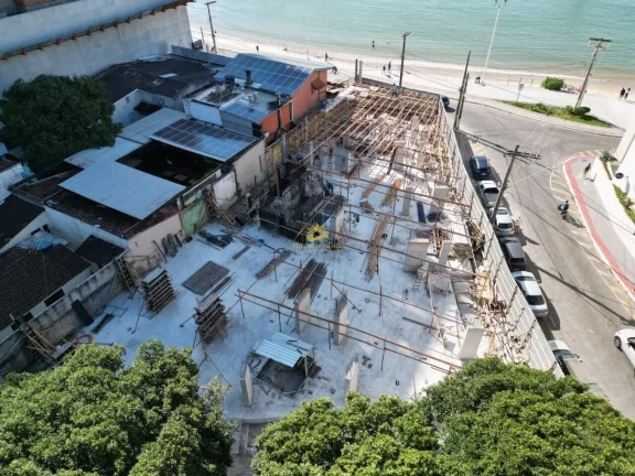 Imagem Descubra seu refúgio à beira-mar, onde conforto, modernidade e conveniência se encontram. Localiz...
