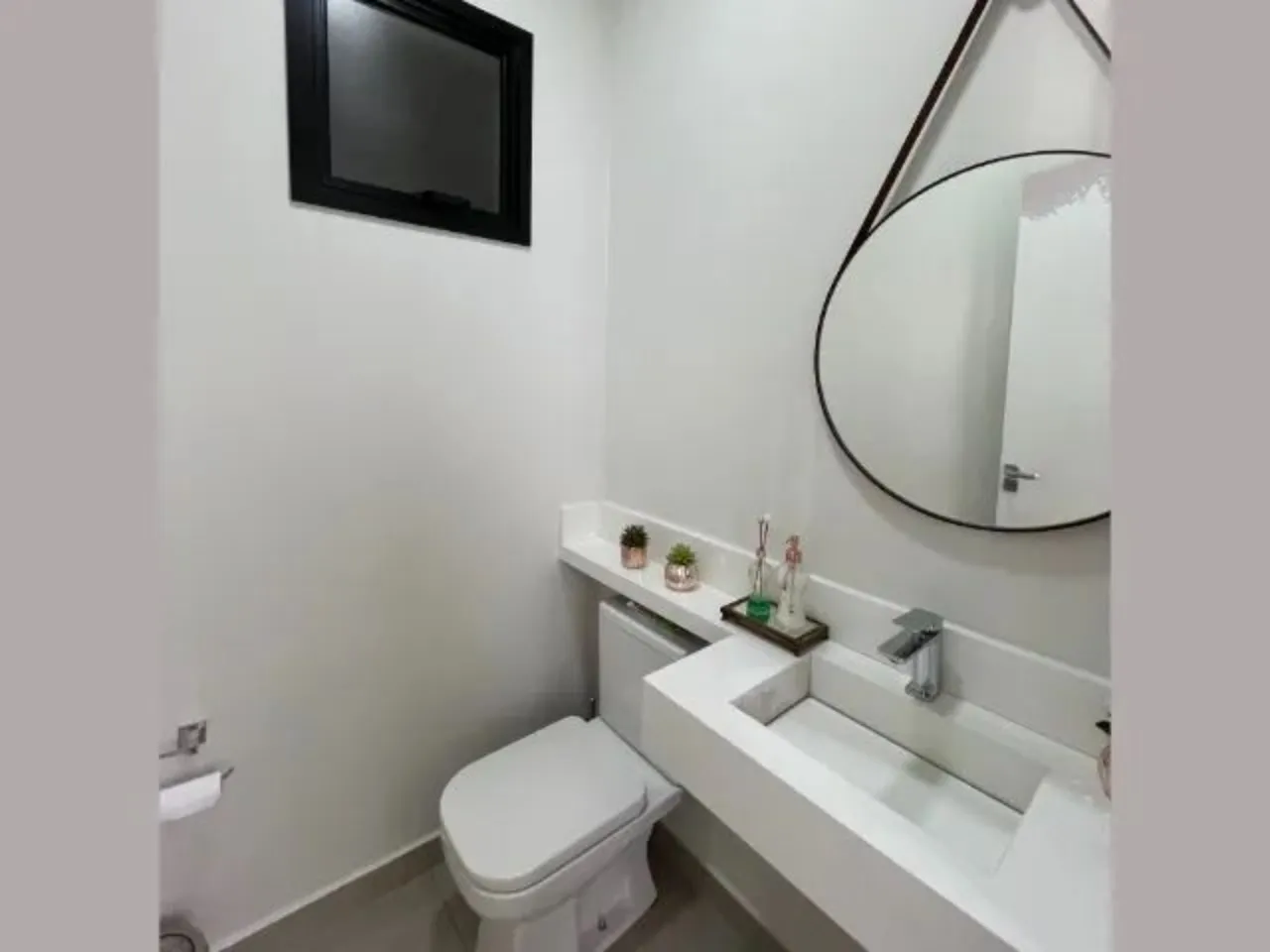 Imagem Casa em Condomínio de Luxo em Sorocaba-SP, 3 Quartos, 3 Suítes, 2 Salas, 5 Banheiros, 4 Vagas, 190m² no Wanel Ville.
