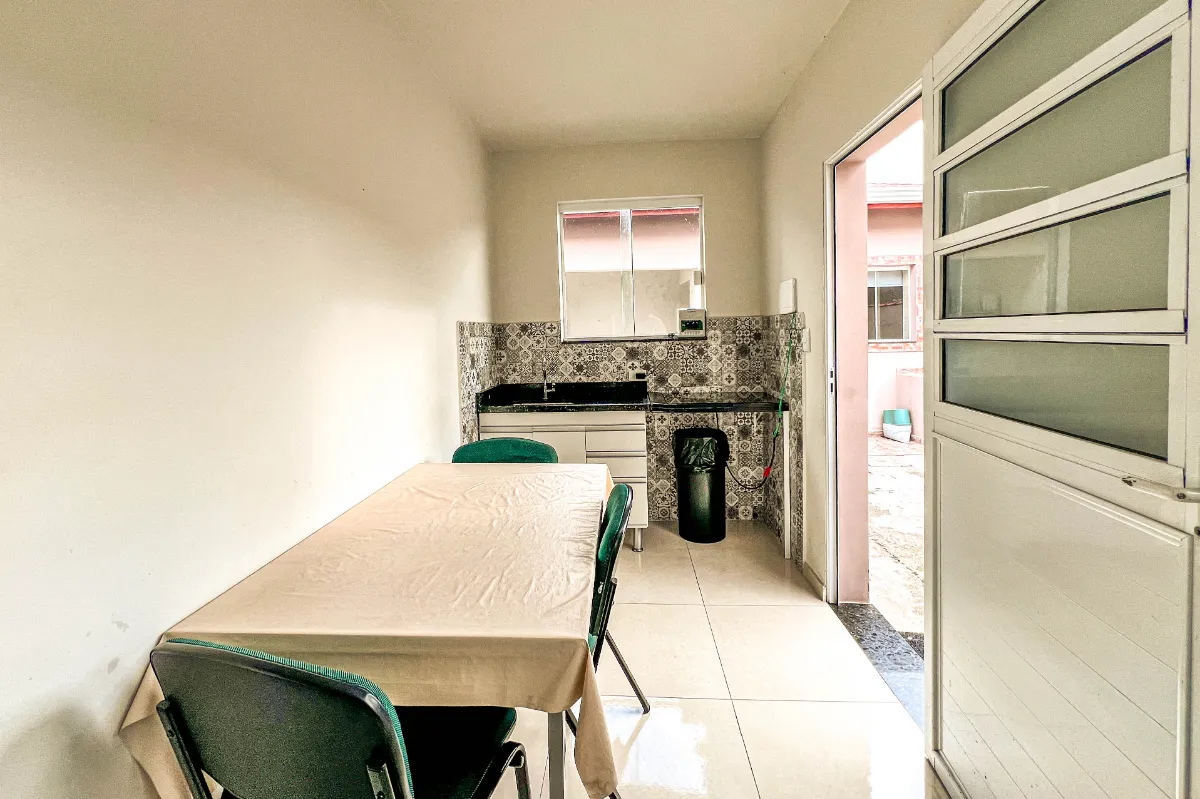Imagem Casa comercial para venda em Centro, 118m2