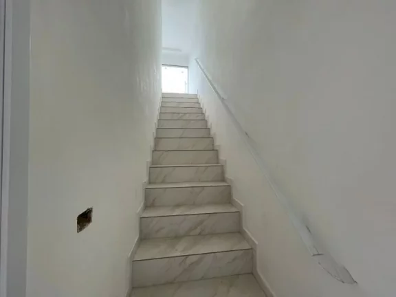 Imagem CASA DE CONDOMÍNIO NO MARACANÃ 3 DORMITÓRIOS 1 SUÍTE!!!