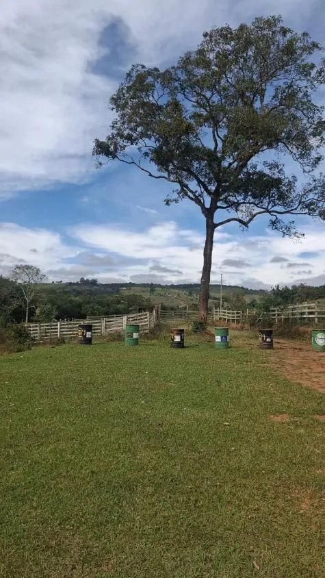Imagem Vende-se Sítio Completo ? Rancho Terra Tombada - 16 hectares de terra
