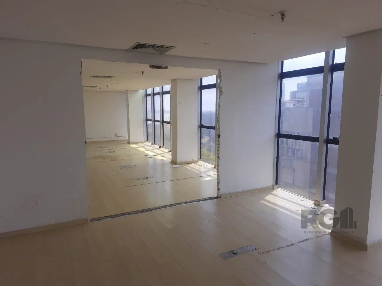 Imagem Sala Comercial à venda Centro Histórico Porto Alegre/RS