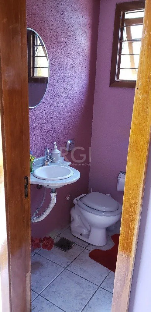 Imagem Casa para Venda - 200m², 8 dormitórios, 5 vagas - Teresópolis