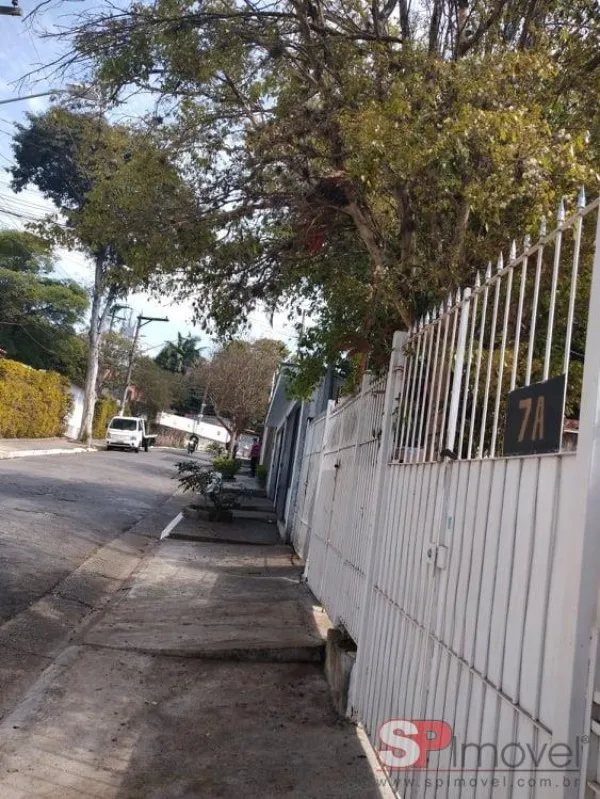 Imagem Casa à venda em São Paulo-SP, Cidade Vargas: 2 quartos, 2 banheiros, 3 vagas de garagem, 250m² de área!