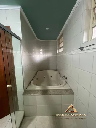 Imagem Casa para Venda com 5 Quartos (2 suites) - Belvedere - COD 1333