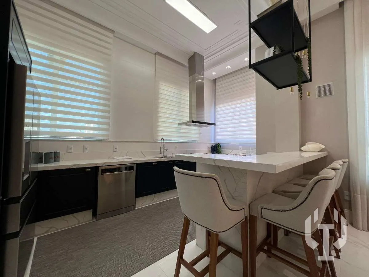 Imagem Apartamento à venda, no Residencial St. Andrews, em Itapema, Meia Praia, com 4 quartos, 305m2