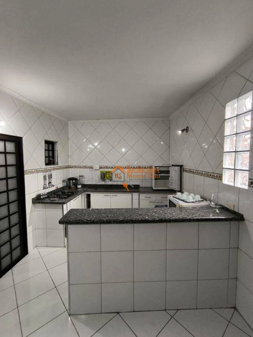Imagem Sobrado com 3 dormitórios à venda, 171 m² por R$ 849.000,00 - Jardim Santa Mena - Guarulhos/SP