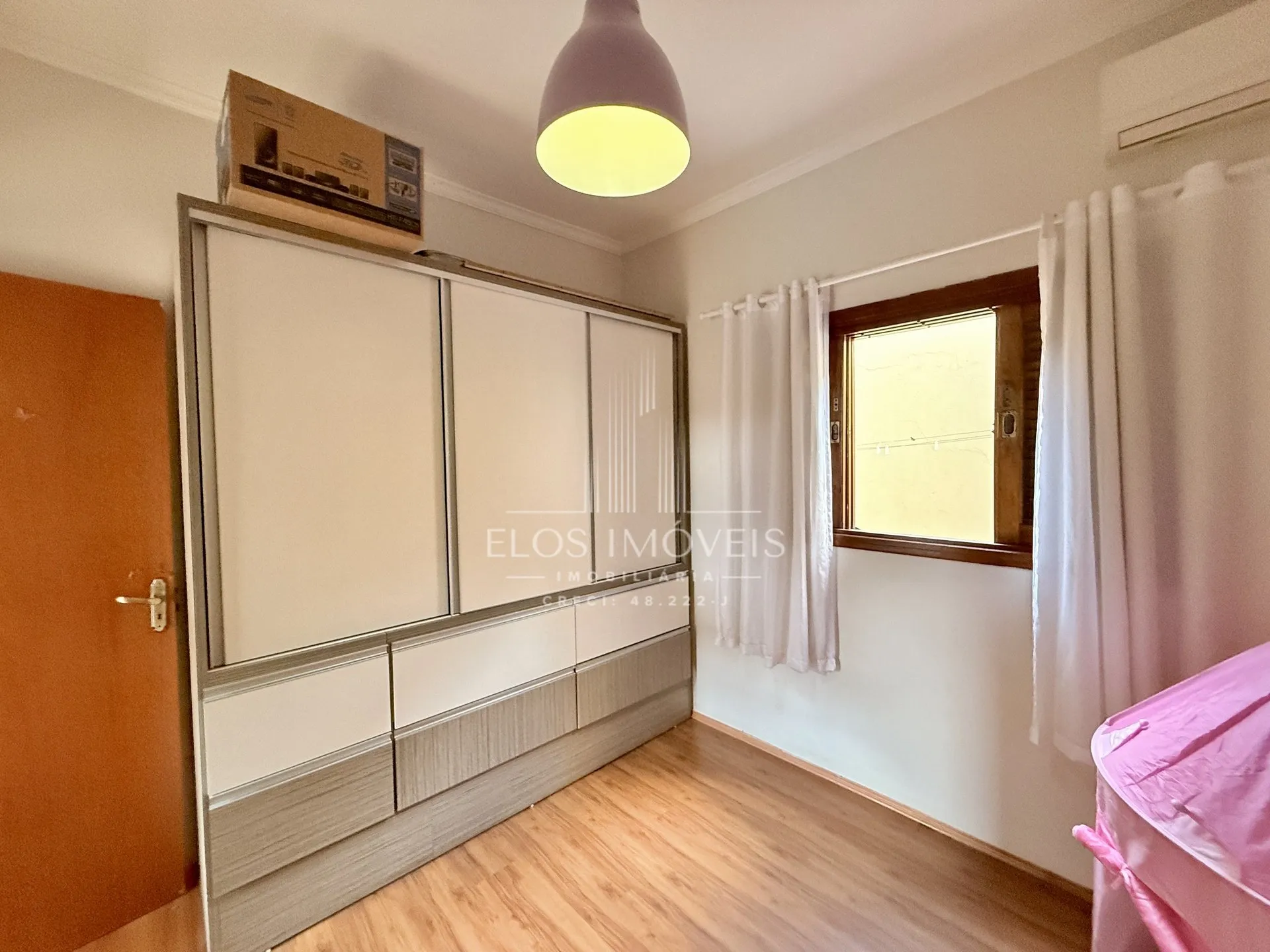 Imagem Casa de 3 quartos, 220m² no bairro Vila Limeirânea, em Limeira