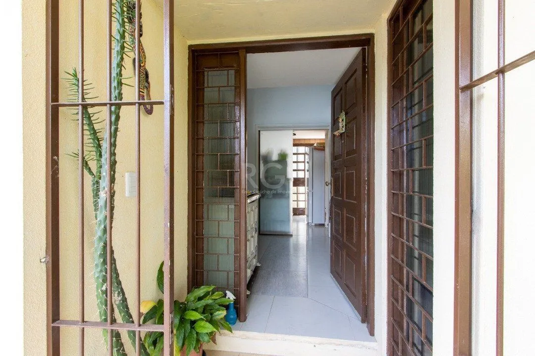 Imagem Casa para Venda - 180m², 3 dormitórios, sendo 1 suites, 2 vagas - Ipanema