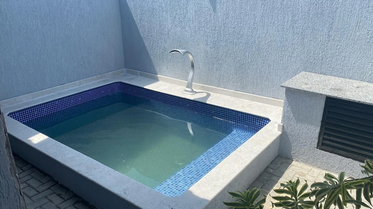 Imagem CASA NOVA COM PISCINA E ACEITA FINANCIAMENTO BANCÁRIO NO SANTA JÚLIA EM ITANHAÉM