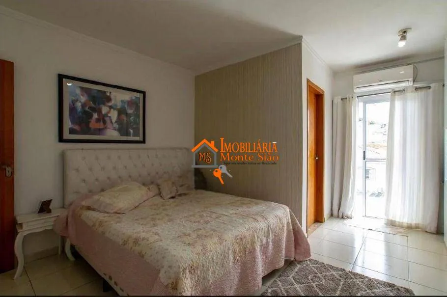 Imagem Sobrado com 3 dormitórios à venda, 120 m² por R$ 1.200.000 - Jardim Santa Mena - Guarulhos/SP