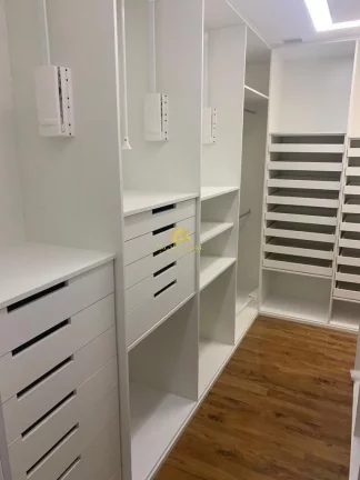 Imagem Com uma localização privilegiada, este imóvel oferece todo o conforto e comodidade que você proc...
