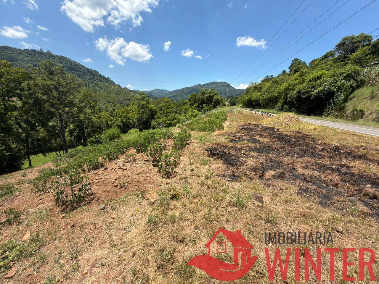 Imagem Terreno com 846,90 m2 no São Roque