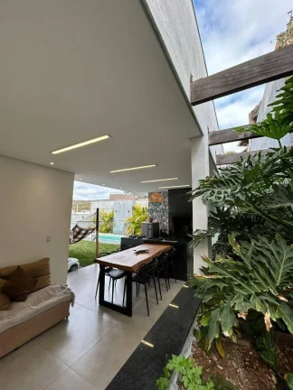 Imagem Casa com 3 dormitórios à venda, 360 m² por R$ 1.100.000,00 - Portal do Sol - Lagoa Santa/MG