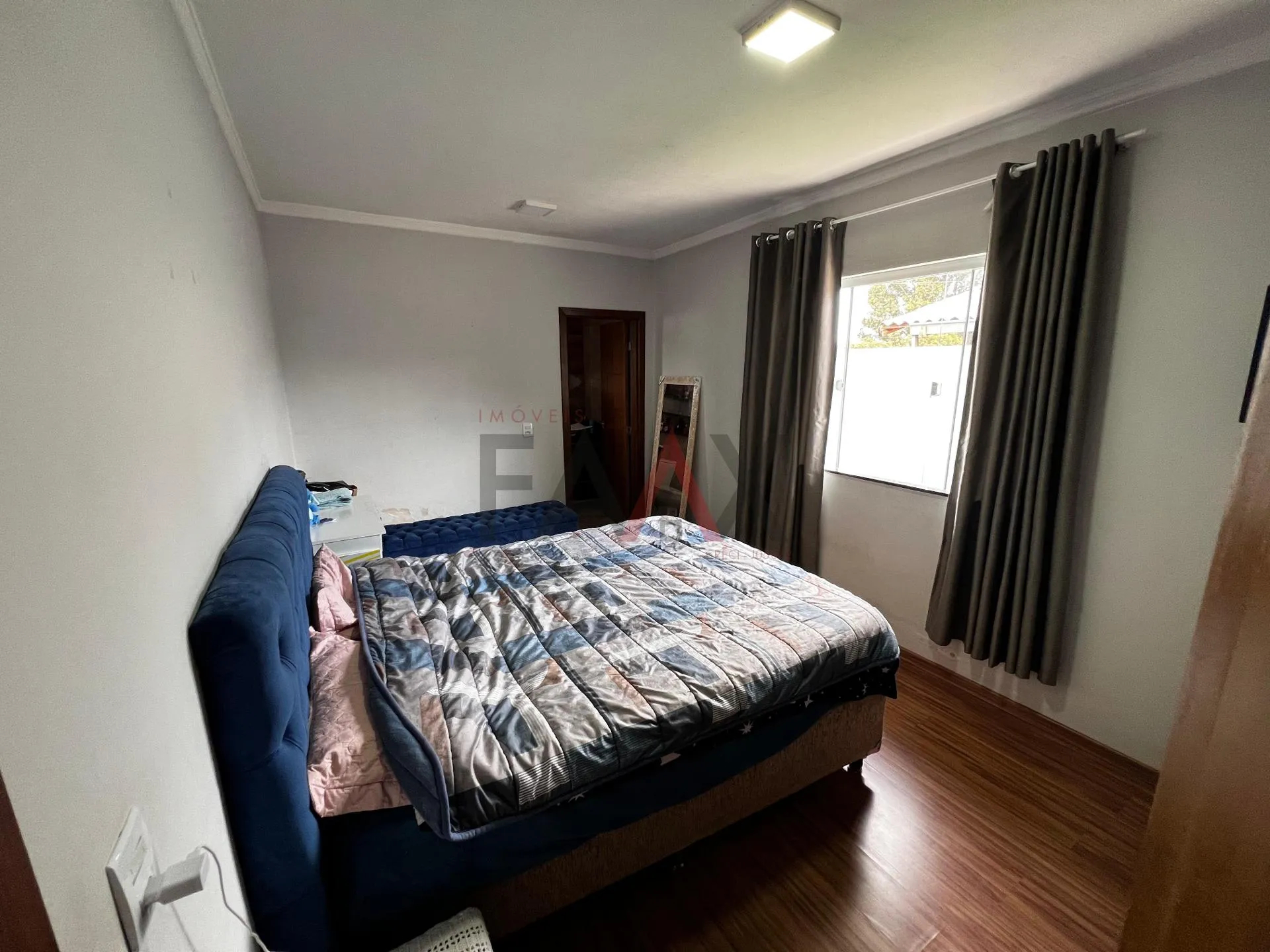 Imagem Excelente Casa de Alto Padrão no Bairro Vila Romana, com 4 Quartos sendo 1 suíte