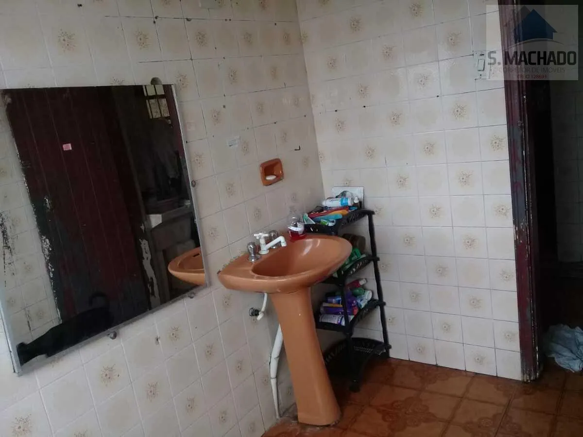 Imagem Sobrado para Venda em Santo André / SP no bairro Vila Guarará