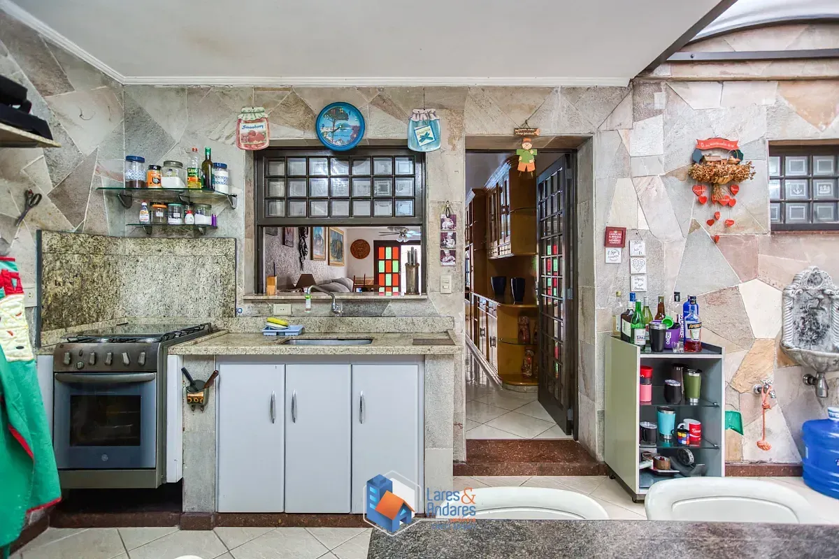 Imagem Casa para venda em Ipiranga com 4 quartos, 324m²