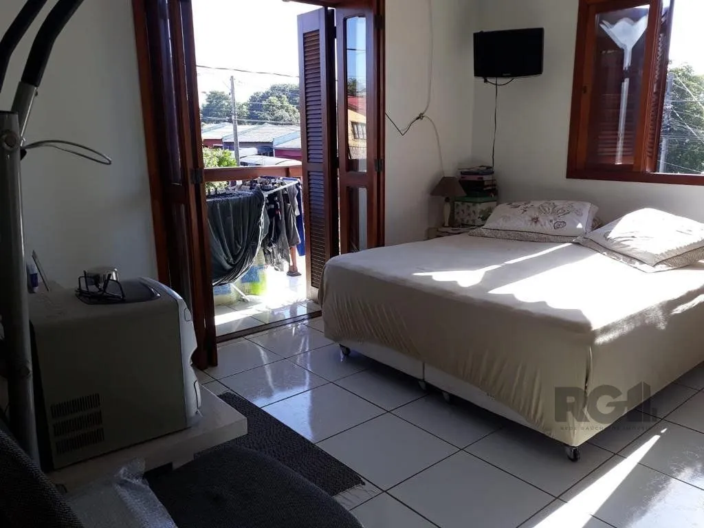 Imagem Casa sobrado 2 dormitórios, 2 vagas de garagem, Bairro Parque Ipiranga