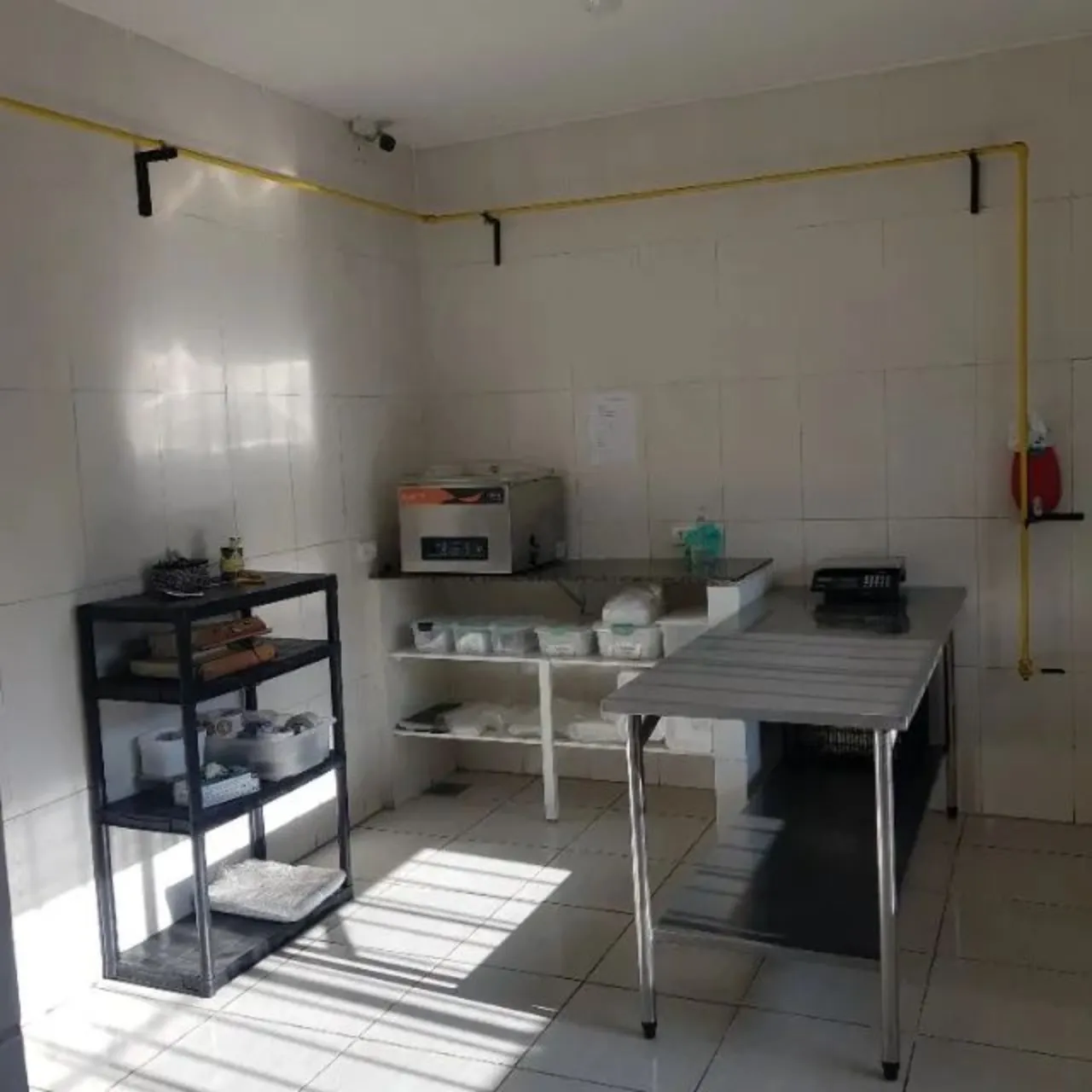Imagem Barracão Industrial de alto padrão em Sorocaba-SP, no Parque Reserva Fazenda Imperial - 2 salas, 5 banheiros, 5 vagas, 320m².