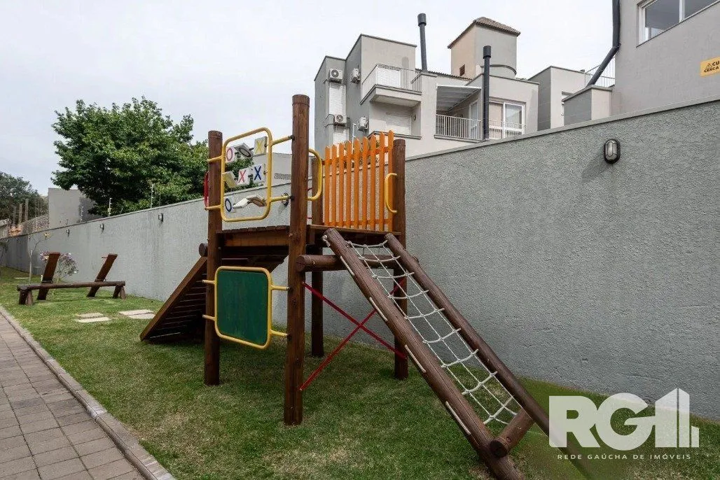 Imagem Apartamento de 3 dormitórios com suíte e churrasqueira, lavabo e 2 vagas de garagem.
