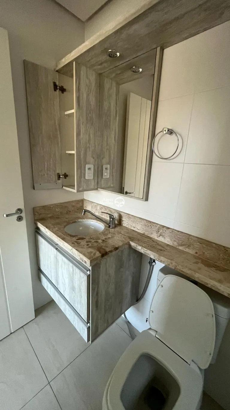 Imagem Vende-se apto no centro de Canela-2 quartos- R$669.000,00
