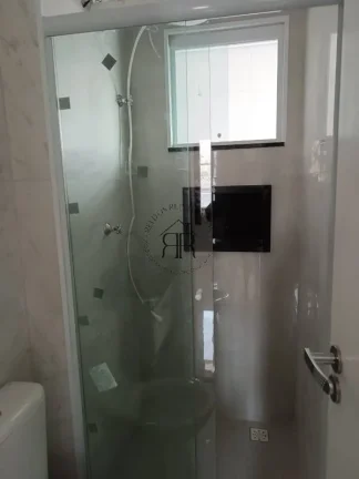 Imagem Charmoso apartamento de 2 dormitórios, sala espaçosa, cozinha e lavanderia. Prédio com elevador.
...