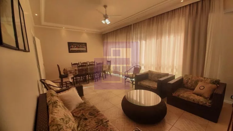 Imagem Pé na areia. OPORTUNIDADE!!!!! apto com 129 m2. reformado. area de lazer. pronto para morar.