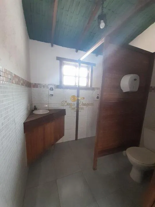 Imagem Comercial para Venda em Teresópolis / RJ no bairro Albuquerque