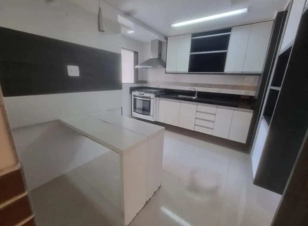 Imagem APARTAMENTO COM 143,00 m² - CAIÇARA - PRAIA GRANDE SP