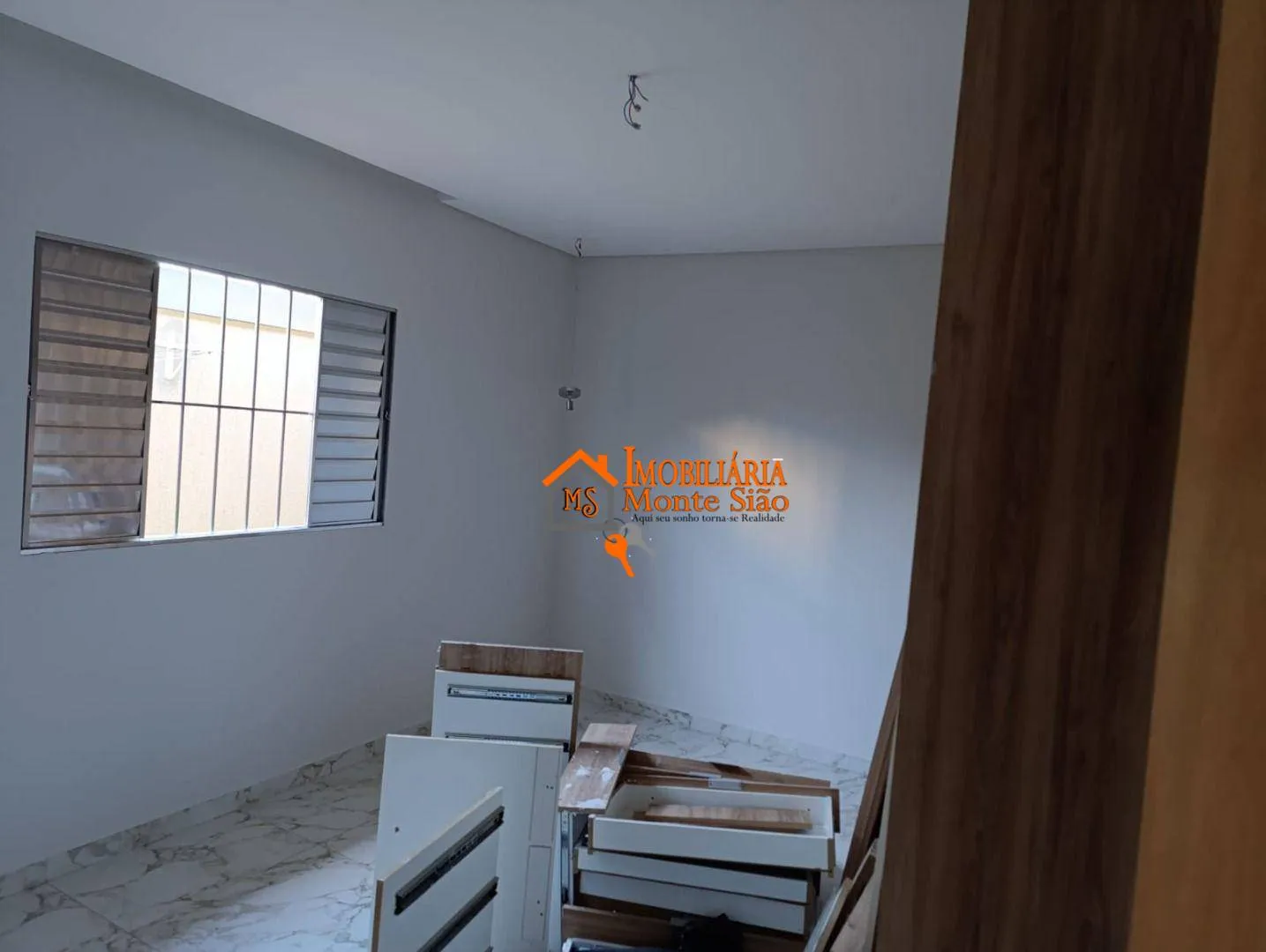 Imagem Sobrado com 6 dormitórios à venda, 250 m² por R$ 630.000,00 - Vila Rio de Janeiro - Guarulhos/SP