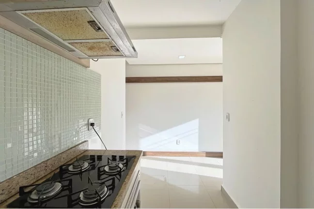 Imagem Casa para venda no bairro Guarujá em Porto Alegre