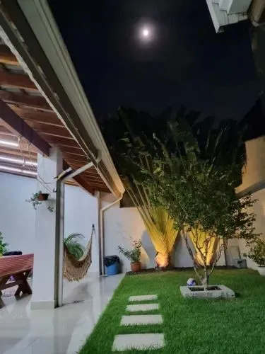 Imagem Casa para Venda em Hortolândia, Jardim Interlagos, 4 dormitórios, 1 suíte, 3 banheiros, 2 vagas
