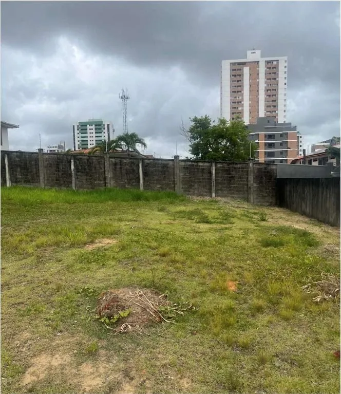 Imagem Terreno no Condomínio Alphaville em João Pessoa | Posição Nascente