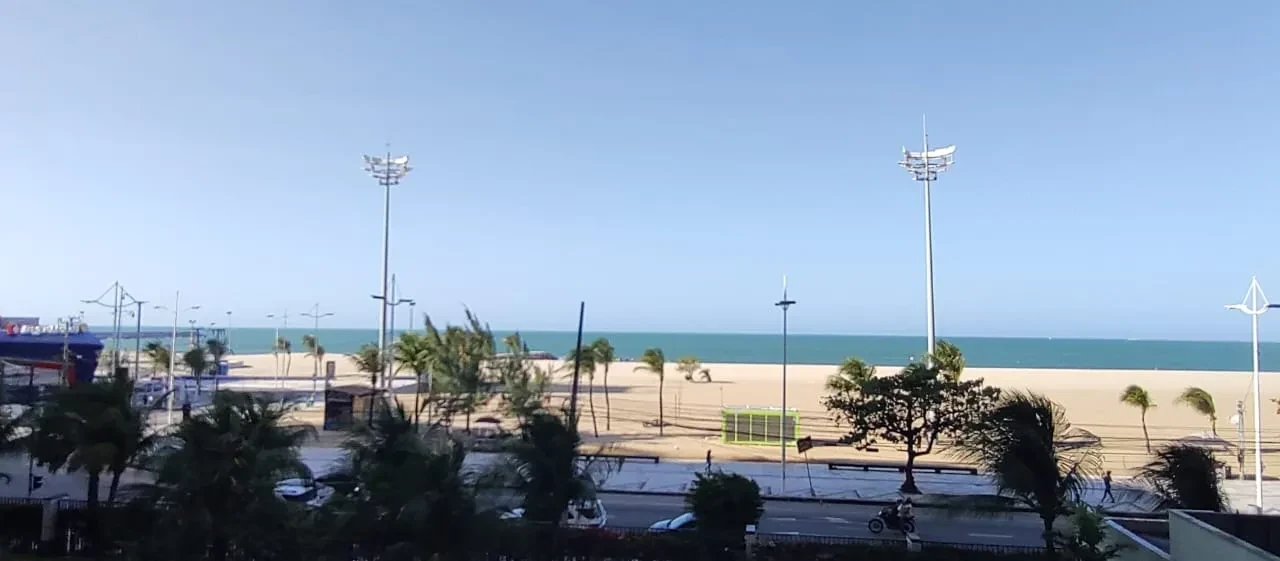 Imagem Apartamento com 3 Quartos à Venda, 225 m² em Meireles - Fortaleza